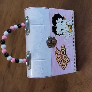 VINTAGE Betty Boop Original Tin Box w/beaded handle, EUC